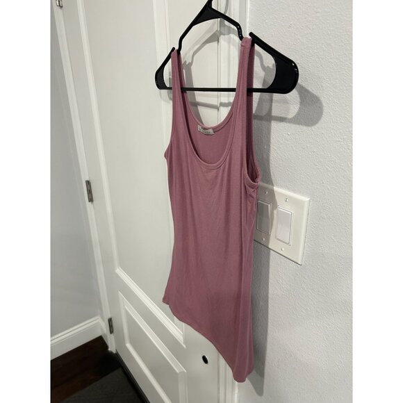 Hinge Sleeveless Tank Top Mauve Size Large Scoop Neck Casual Summer Essential - Picture 3 of 10
